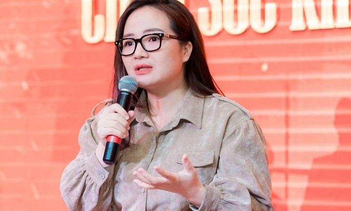 Nóng: Hoàng Hường bị khởi tố