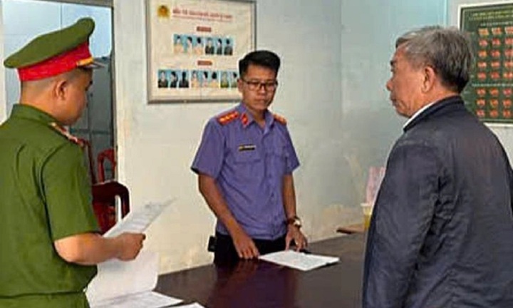 Tin pháp luật nổi bật 24h qua: Cựu giám đốc Bệnh viện Đa khoa Bình Thuận bị bắt