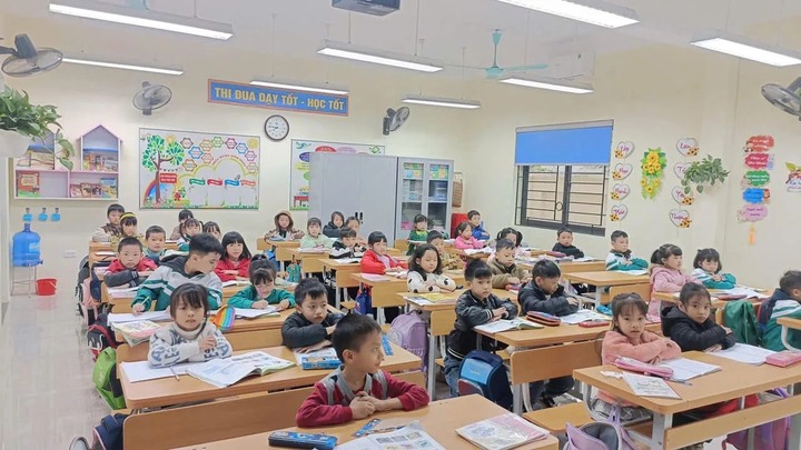 Tin tức giáo dục 24h: Hà Nội có hơn 80% trường công lập đạt chuẩn quốc gia