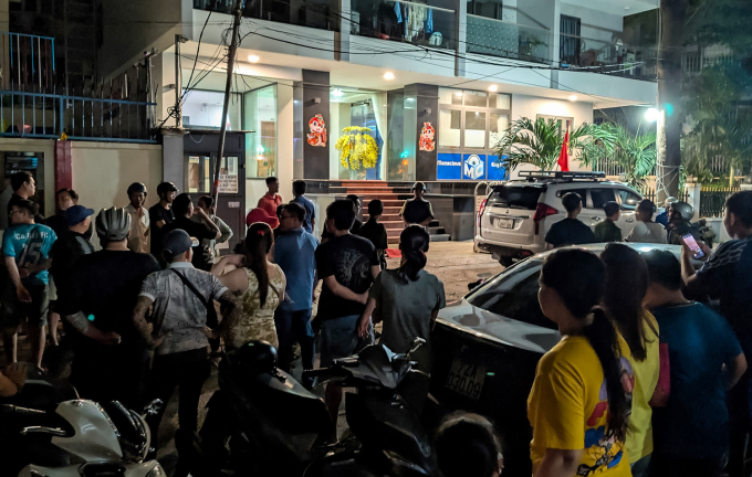 Vụ cô gái bị đâm tử vong trên vỉa hè tại TP.HCM, hung thủ bỏ trốn: Người dân tại hiện trường nói gì?