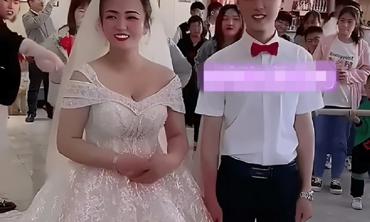 Chú rể 20 tuổi kết hôn với nữ giám đốc 36 tuổi, khi cô dâu bước ra ai nấy đều kinh ngạc