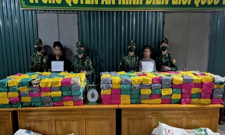 Video: Cận cảnh nửa tấn ma túy được