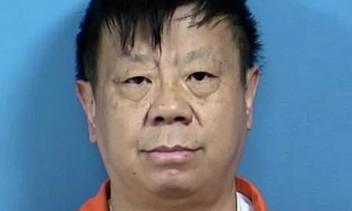 Phát hiện tin nhắn từ người đàn ông khác trong điện thoại vợ, chồng nổi giận đánh vợ tử vong