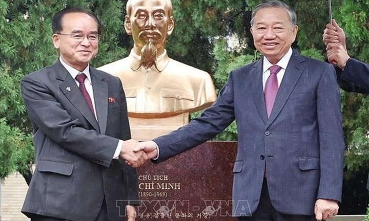 Tổng Bí thư Tô Lâm dự Lễ khánh thành tượng Chủ tịch Hồ Chí Minh tại Triều Tiên