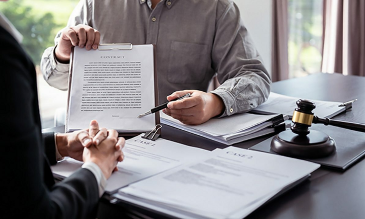 Không ký tiếp hợp đồng lao động, công ty phải báo trước bao nhiêu ngày?