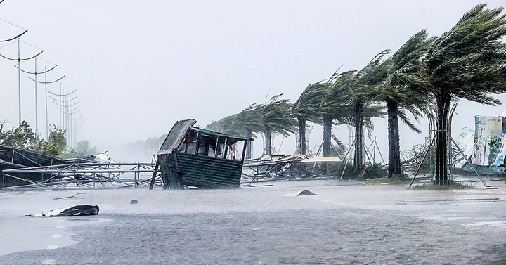 Dự báo khả năng có thêm 2-3 cơn bão, áp thấp trên Biển Đông trong một tháng tới