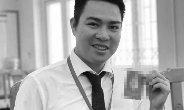 Thầy giáo ở Hà Nội tử vong do bị điện giật khi dọn nhà sau lũ, đồng nghiệp, học trò xót thương