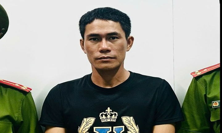 Bắt Lê Sơn Hà lẻn vào giường ngủ của cô gái lúc nửa đêm làm 