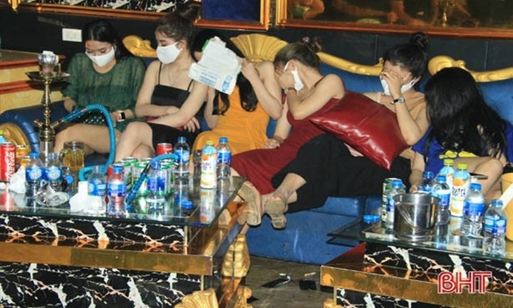 Luật ngầm chốn 