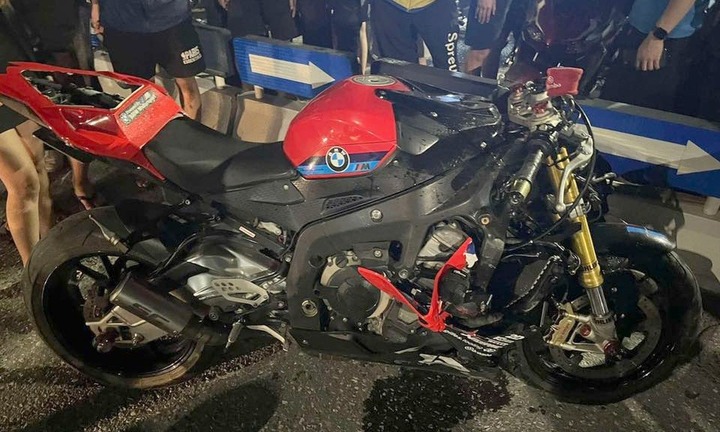 Hiện trường vụ tai nạn giao thông ở Hà Nội, mô tô phân phối lớn va chạm xe máy, 1 người bị thương nghiêm trọng