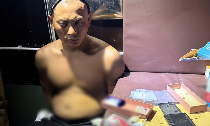 Tin pháp luật nổi bật 24h qua: Đột kích quán karaoke 