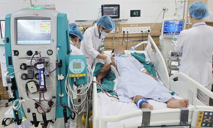 Tin tức đời sống 18/10: Xử lý sai cách khi bị rắn hổ mang cắn, người đàn ông tử vong thương tâm