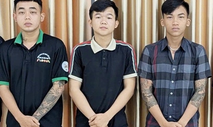 Tin tức pháp luật 24h: Danh tính 8 đối tượng cướp tài sản trên đường đi cúng Bà Chúa xứ núi Sam