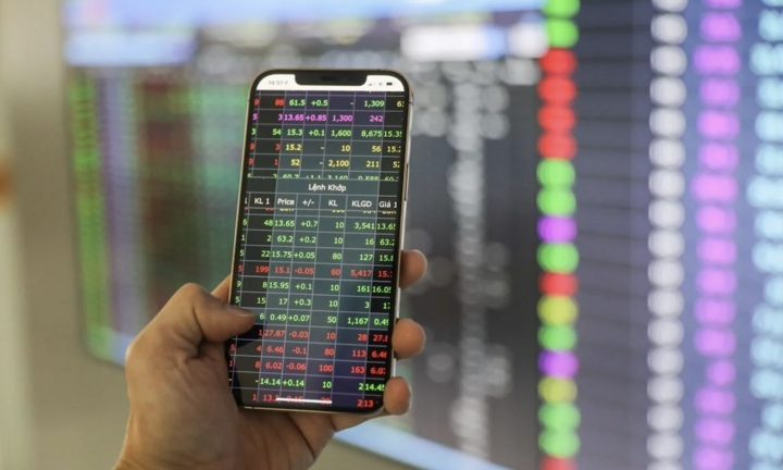 Xử phạt Chủ tịch SCI Nguyễn Công Hùng vì mua 