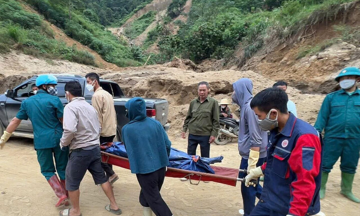 Vụ xe bán tải mất tích ở Lào Cai: Tìm thấy thi thể nạn nhân cuối cùng