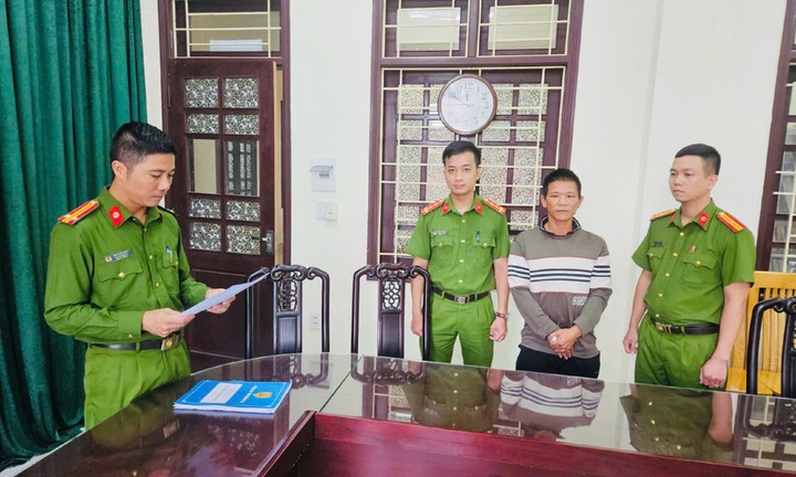 Khởi tố Nguyễn Văn Hành