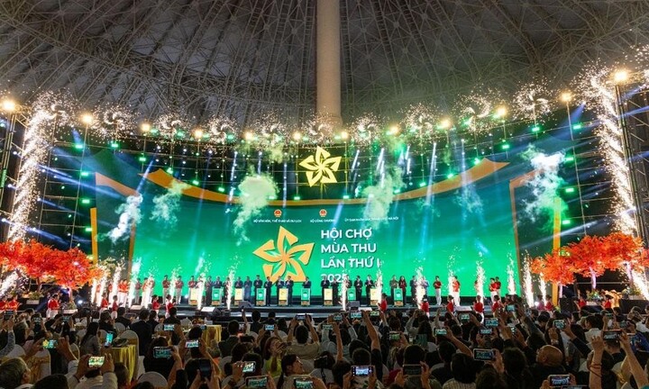 Hội chợ Mùa Thu lần thứ Nhất - 2025: Dấu ấn mới của Vingroup với các sự kiện tầm cỡ