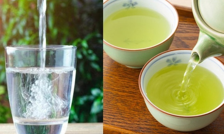 Uống trà hay nước lọc mỗi ngày tốt hơn?