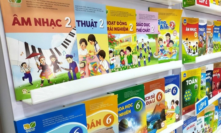 Thống nhất 1 bộ SGK: Cần tham khảo các bộ sách đã phát hành, tích hợp ưu điểm