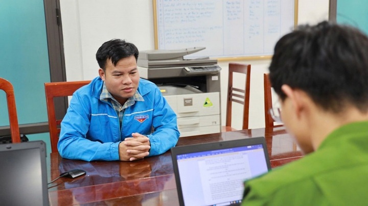 Trần Đình Duy- giáo viên môn Tin học - Công nghệ và Thể dục ở Lào Cai bị khởi tố, bắt tạm giam