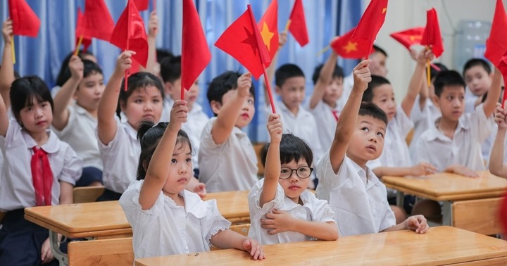 Hà Nội đề xuất thu 12.000 đồng/giờ với dịch vụ đón sớm, trả muộn học sinh