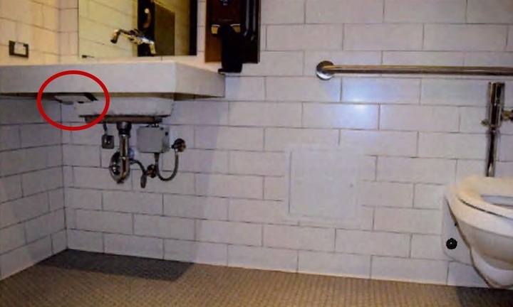 Chủ cơ sở lưu trú quay lén khách nữ trong phòng vệ sinh, phát tán video với mục đích xấu gây phẫn nộ