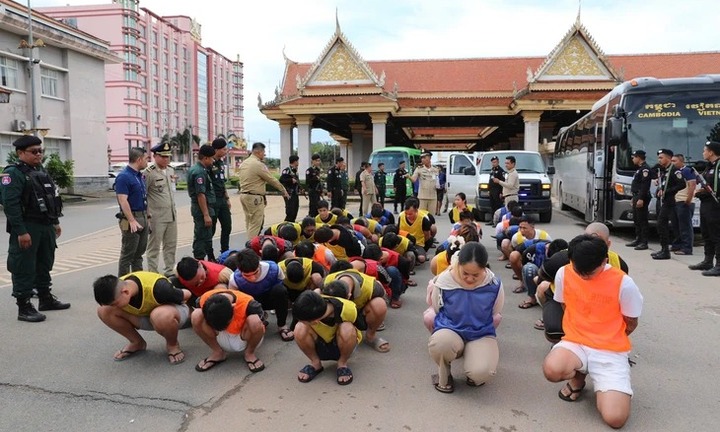 Đột kích ổ lừa đảo qua mạng hơn 300 tỷ đồng ở Campuchia, bắt 59 đối tượng