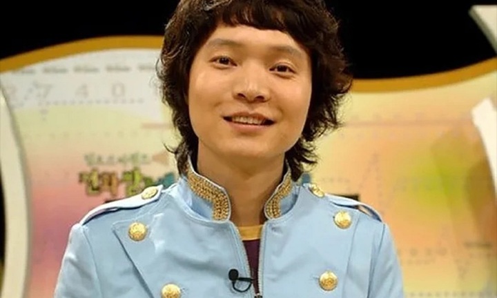 Nam ca sĩ nổi tiếng từng bị bắt giữ vì đánh bạc, thua 3,8 tỷ phải cầm cố hộ chiếu giờ ra sao?