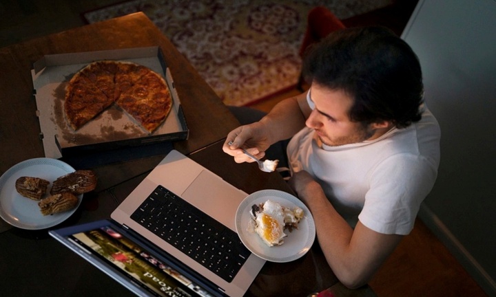 4 điều không nên làm buổi tối giúp giảm nguy cơ đột quỵ