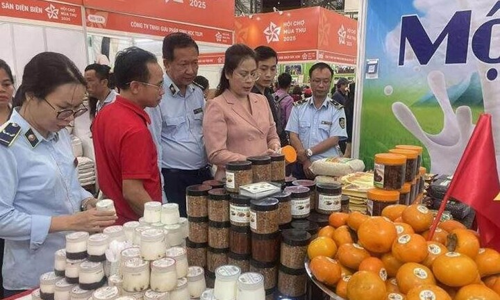 Hà Nội tăng cường kiểm tra, kiểm soát hàng hóa tại Hội chợ Mùa Thu 2025