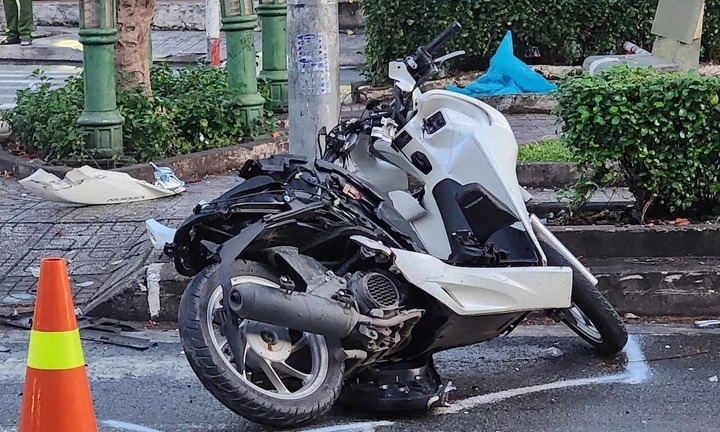 Tin tức đời sống 1/11: Va chạm với xe tải, nam thanh niên 