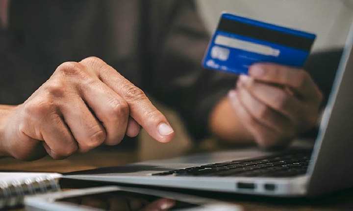 Tra soát giao dịch ngân hàng để làm gì