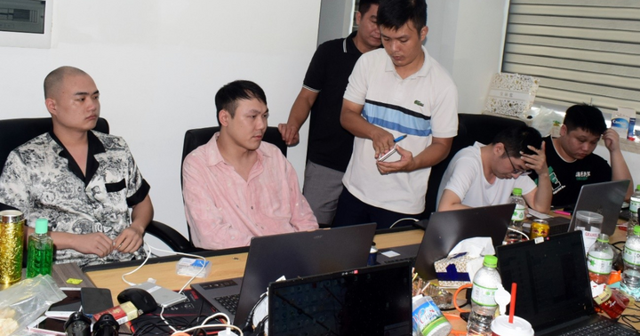 Triệt phá ổ nhóm người Trung Quốc lập 