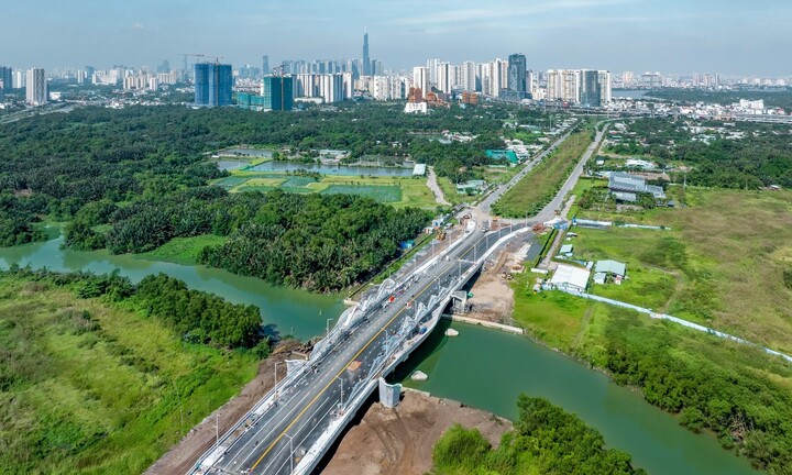 Đường Liên Phường xuyên tâm đô thị “tỷ đô” chuẩn bị thông xe – gỡ nút thắt ùn tắc cho nút giao lớn nhất TP.HCM