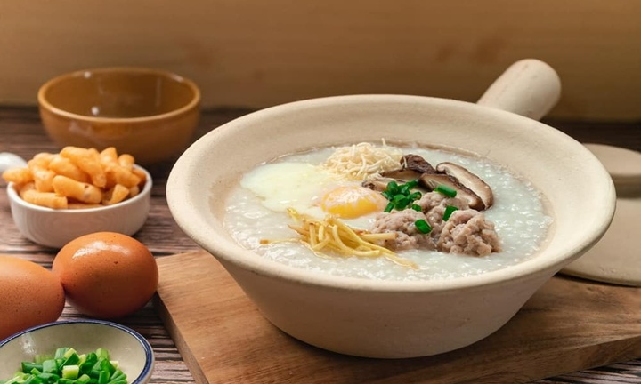 Ba không khi ăn cháo