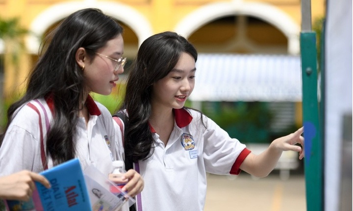 Tin tức giáo dục 24h: Hé lộ lý do sinh viên sư phạm ở TP.HCM chưa nhận được sinh hoạt phí