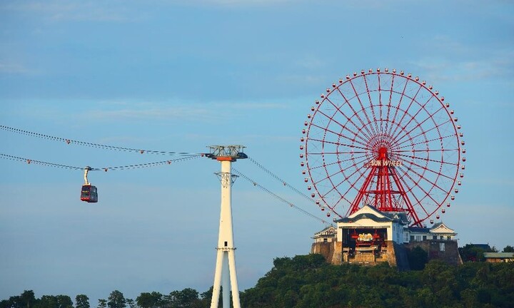 Đi cáp treo ngắm Vịnh Hạ Long đẹp mê mẩn mùa đông chỉ 150.000 đồng 