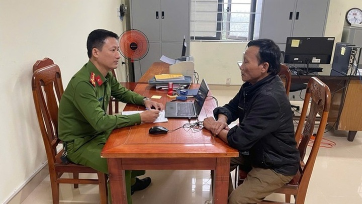 Đối tượng truy nã nguy hiểm Võ Hữu Chiến ra đầu thú