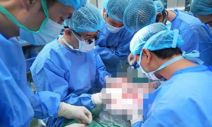 Tin tức đời sống 8/11: Vợ hiến gan cứu chồng thoát 