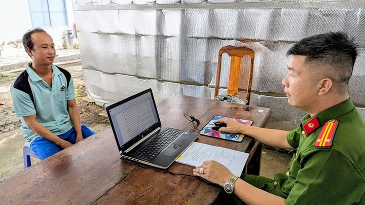 Bắt khẩn cấp nghi phạm xâm hại 2 cháu bé hàng xóm ở An Giang