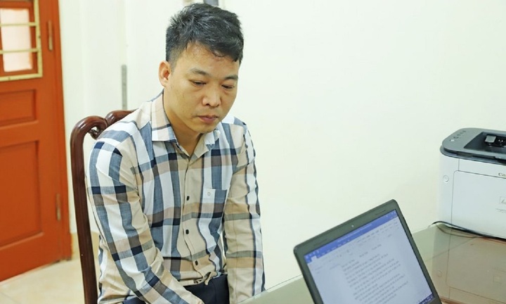 Giám đốc Phan Văn Khiến và nữ kế toán Nguyễn Thị Phượng bị khởi tố, bắt tạm giam