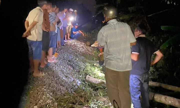 Va chạm với tàu hỏa, nhân viên tuần đường tử vong thương tâm