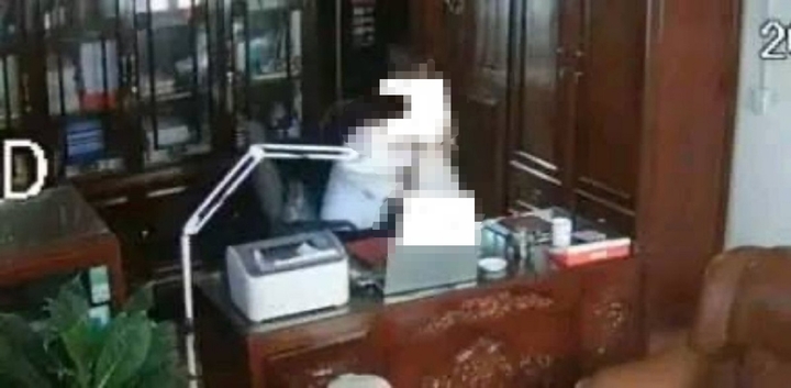 Xác minh hình ảnh nhạy cảm về một người đàn ông 