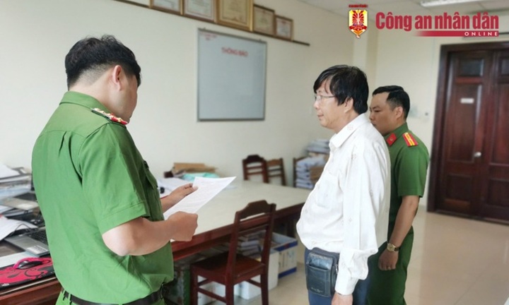 Bắt tạm giam Trịnh Thanh Xuân