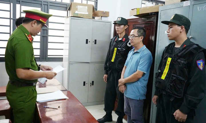 Khởi tố, bắt tạm giam 3 cựu cán bộ ngân hàng