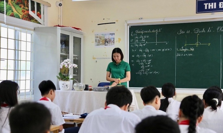 Nhà giáo hiện tại đang được hưởng lương như thế nào?