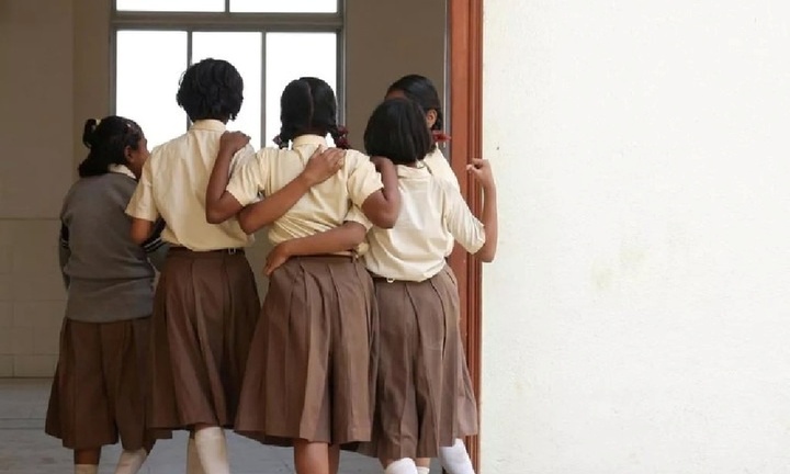 Nữ sinh 12 tuổi tử vong sau khi bị phạt gập bụng 100 lần vì đến lớp muộn