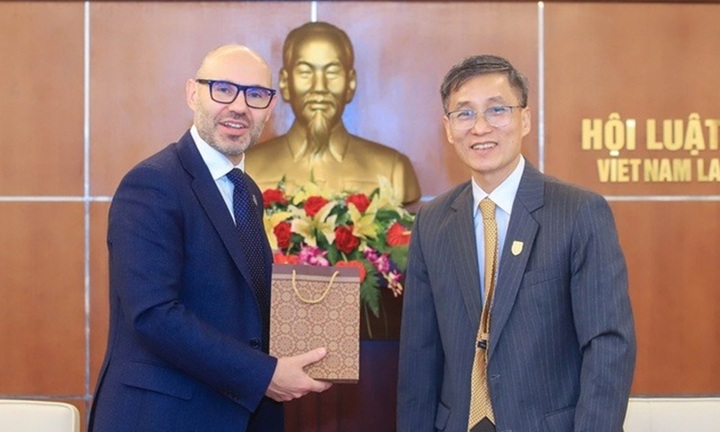 Chủ tịch Hội Luật gia Việt Nam tiếp Tổng Thư ký Tòa Trọng tài thường trực (PCA)