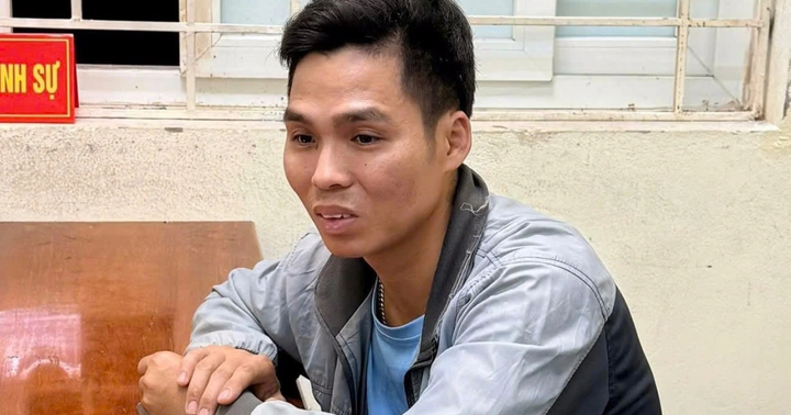 Tạm giữ hình sự tài xế bỏ chạy, lao xe vào Cảnh sát giao thông khi bị kiểm tra