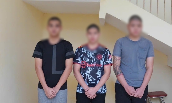 Bắt 3 đối tượng giả vờ mua xe qua mạng rồi chích điện người bán để cướp tài sản